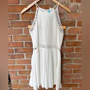 Francesca’s Dina Be White Lace Bodice Halter Dress